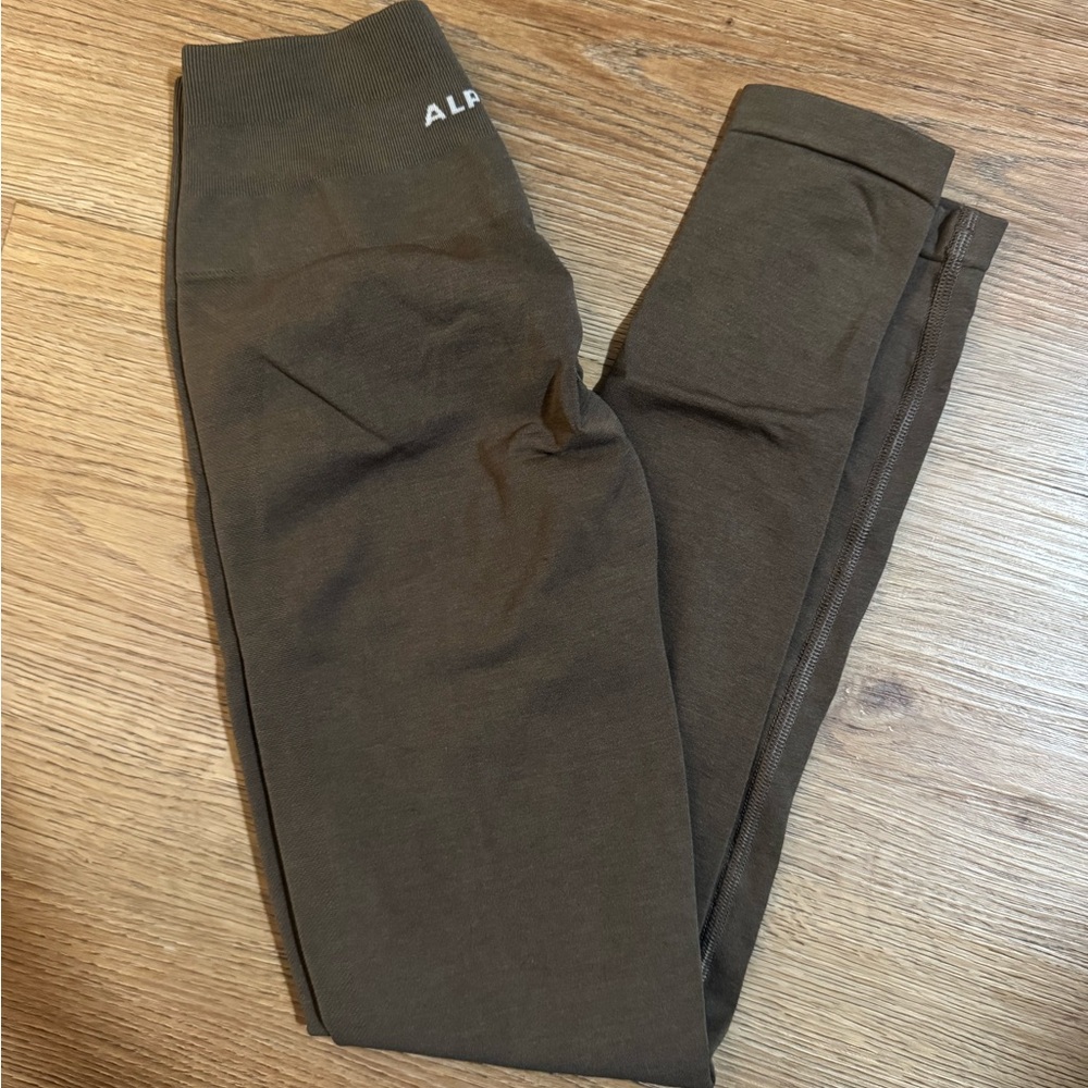 Alphalete Brown Leggings